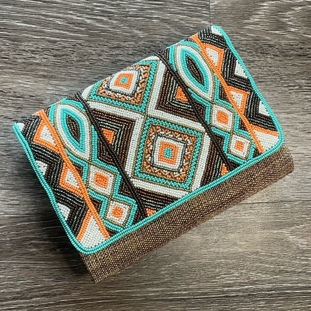 NWOT Beaded Southwestern Design Clutch Bag with Chain Strap